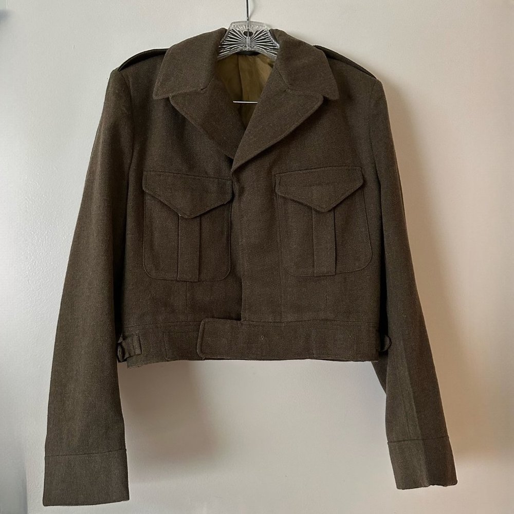 Army Green Vintage Wool Cropped Jacket / 1957 Military Miller and Gabbe Limited